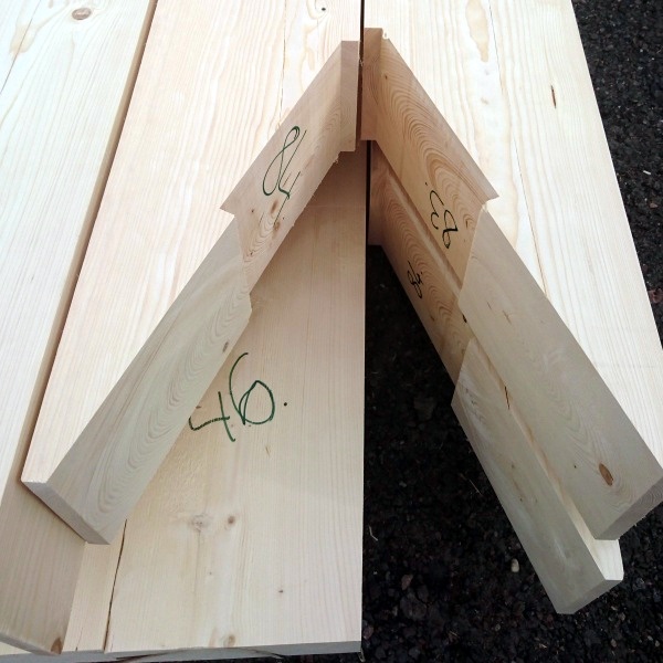 images/nase-sluzby/cnc-tesarske-opracovani/06.jpg